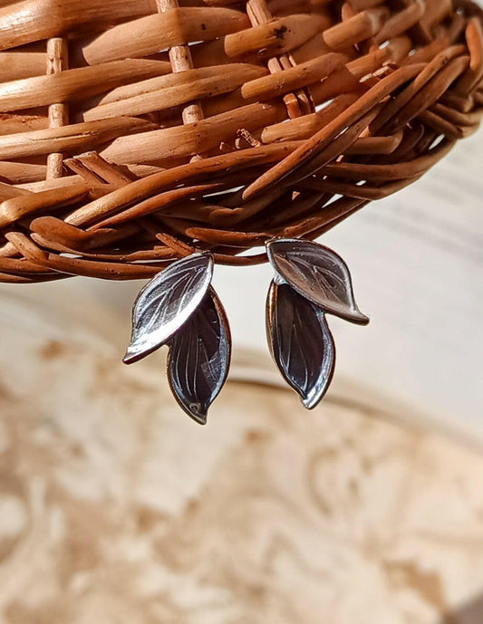 Leafy Ear Stud - ZareefJewellery