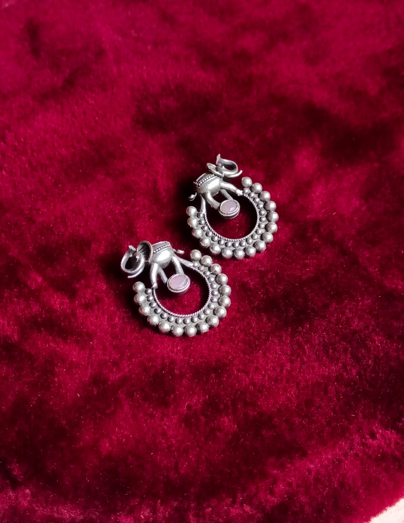 Alba Circle Elephant Studs