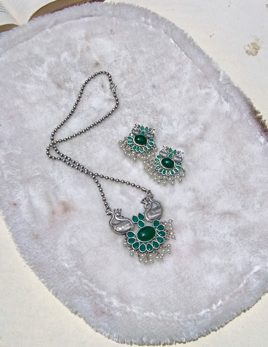 Shifa Green Dual Swan Necklace & Earring Set