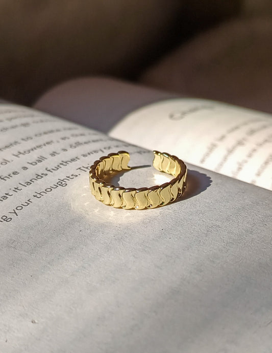 Everyday Statement Golden Anti Tarnish Ring Band