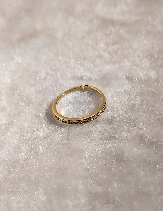 Exquisite Minimal Golden Anti Tarnish Sleek Ring Band