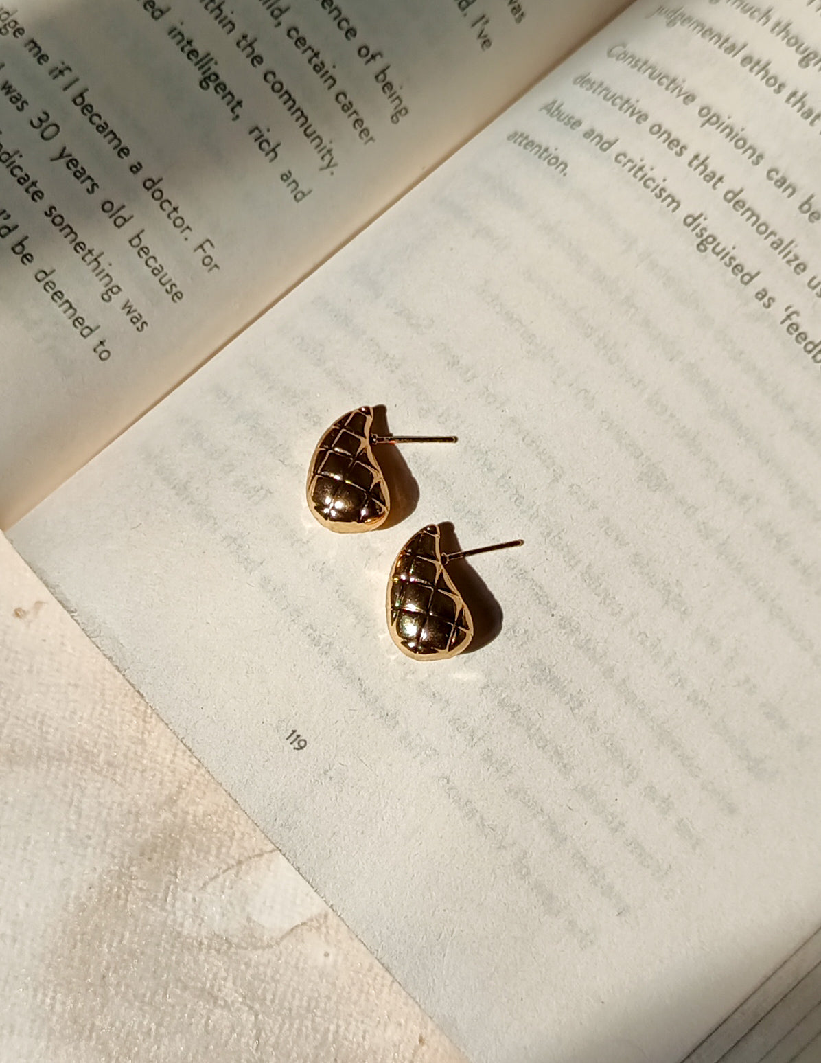 Zigzag Golden Teardrop Anti Tarnish Everyday Earrings