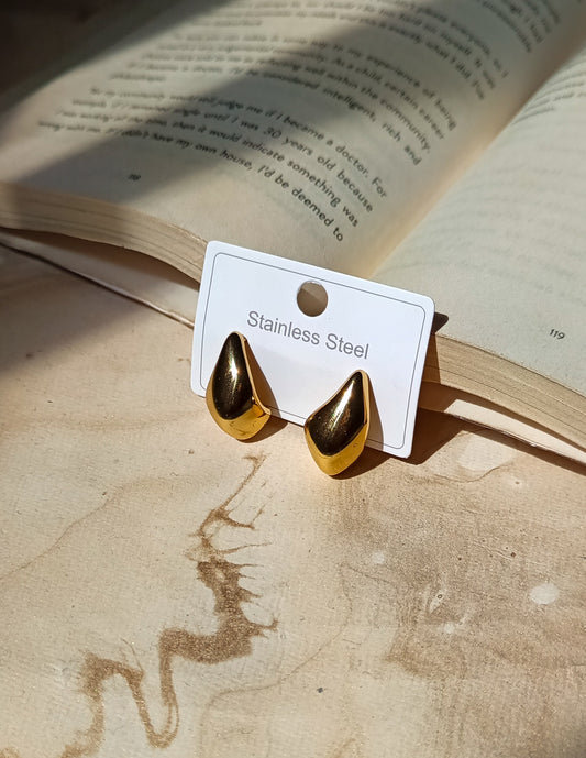 Retro Vibe Teardrop Golden Anti Tarnish Statement Earrings